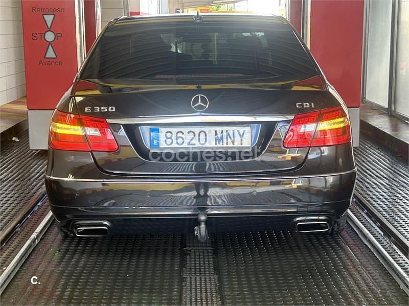 Negro Usado 2009 Mercedes E350 Avantgarde Berlina | 11.500 € (Precio justo) - Imagen 1/4