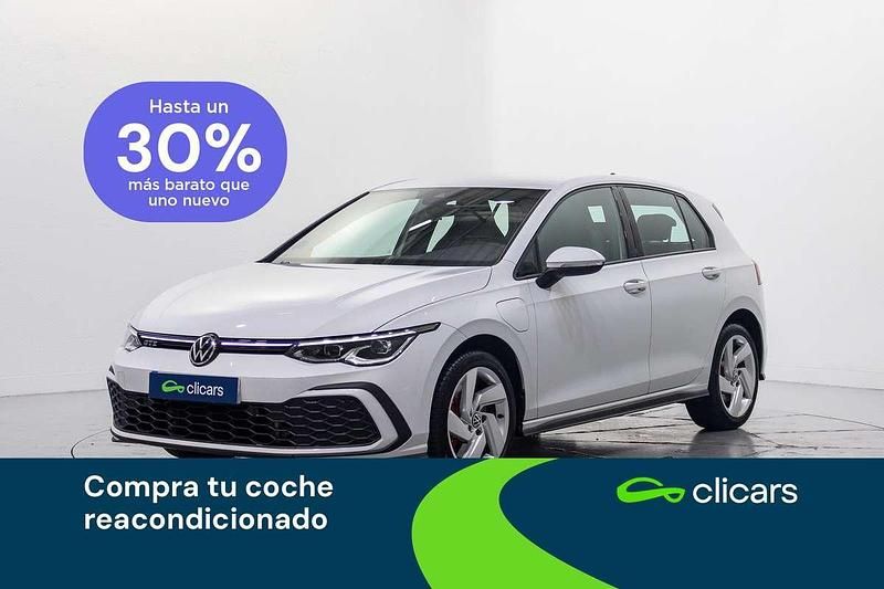 Blanco Usado 2020 VW Golf VIII GTE Utilitario | 21.390 € (Buen precio) - Imagen 1/4