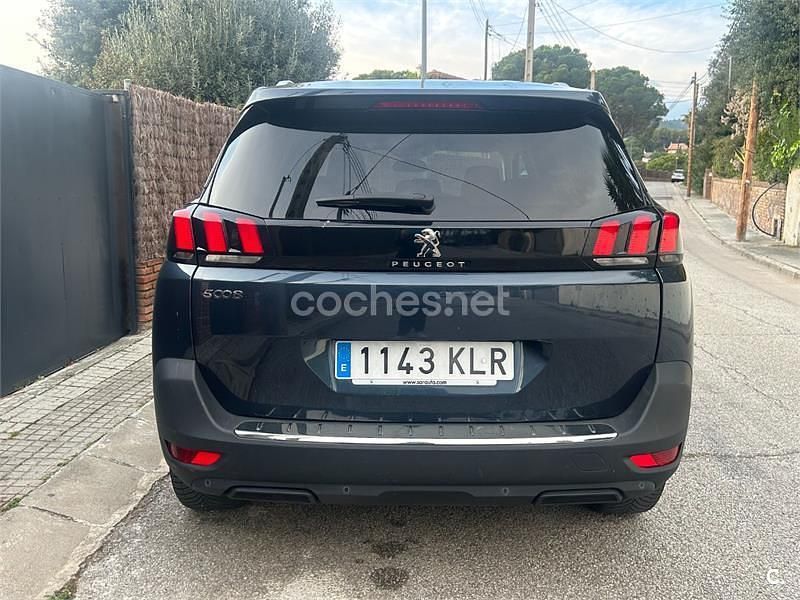 Usado Peugeot 5008 Allure 130 CV (95 kW) 2018 Azul SUV
