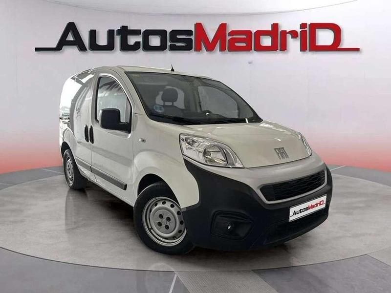 Usado Fiat Fiorino 80 CV (58 kW) 2021 Blanco Monovolumen