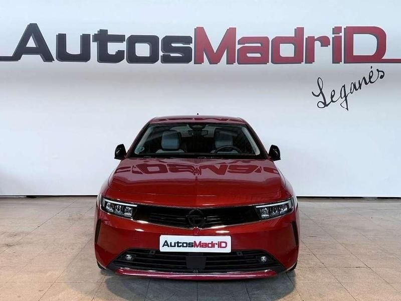 Usado Opel Astra Elegance 131 CV (96 kW) 2023 Rojo Berlina