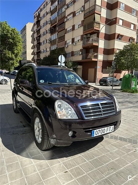 Usado Ssangyong (KGM) Rexton II 165 CV (121 kW) 2007 Negro SUV