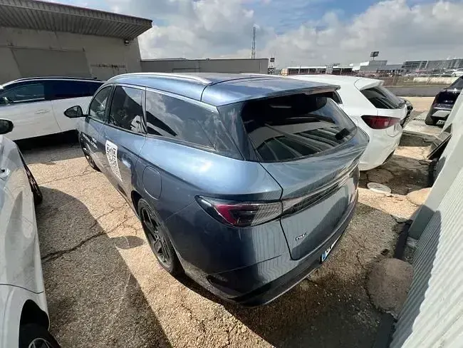 Usado BYD Seal U Comfort 212 CV (155 kW) 2025 Azul SUV