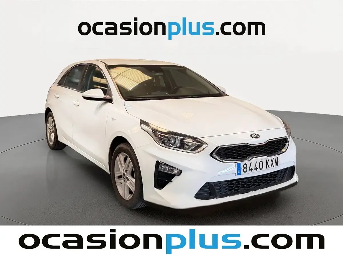 Usado Kia Ceed 101 CV (74 kW) 2019 Blanco Utilitario