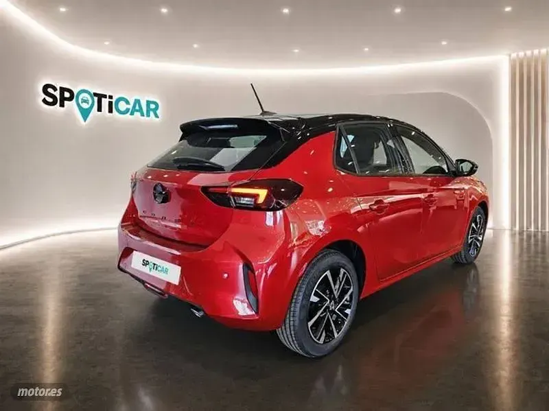 Nuevo Opel Corsa 100 CV (73 kW) 2026 Rojo Utilitario