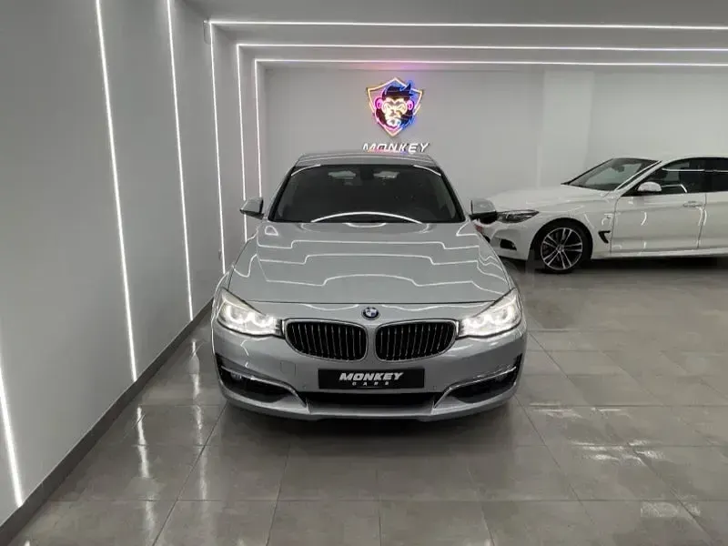 Usado BMW 320 184 CV (135 kW) 2014 Gris / plata Berlina