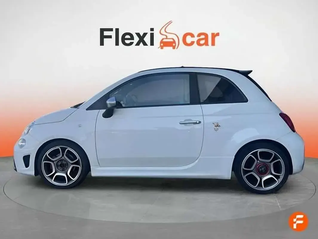 Usado Abarth 595 Turismo 159 CV (116 kW) 2021 Blanco Utilitario