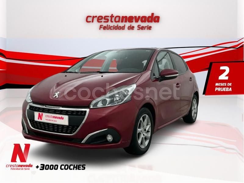 Rojo Usado 2016 Peugeot 208 Active Utilitario | 7990 € (Buen precio) - Imagen 1/4