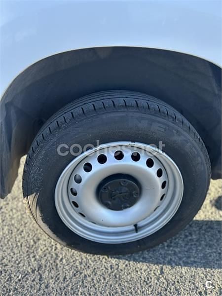 Usado Peugeot Partner Tepee Active 92 CV (67 kW) 2016 Blanco Monovolumen