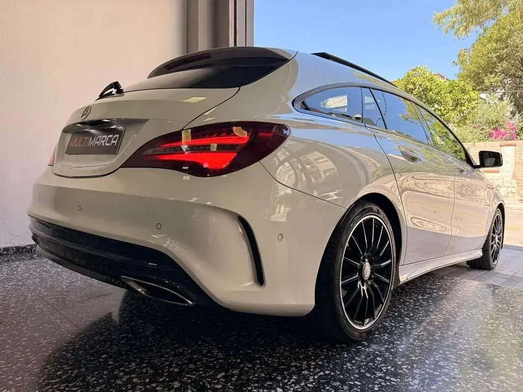 Usado Mercedes CLA250e Shooting Brake 218 CV (160 kW) 2016 Blanco Familiar