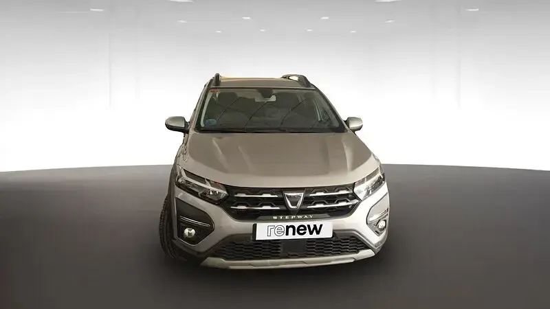 Usado Dacia Sandero Comfort 100 CV (73 kW) 2021 Gris Berlina