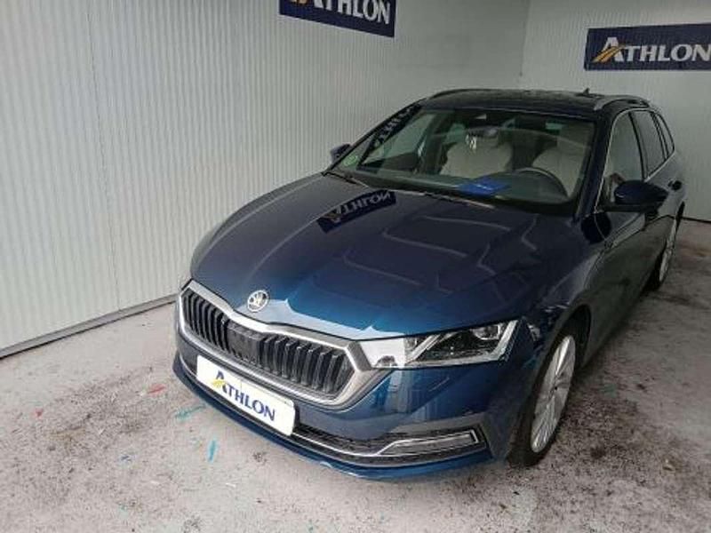 Azul Usado 2021 Skoda Octavia Style Familiar | 22.450 € (Un poco caro) - Imagen 1/4