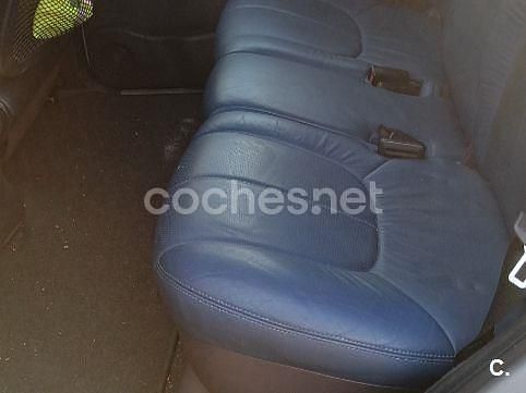 Usado Mercedes A160 Elegance 102 CV (75 kW) 2003 Gris / plata Monovolumen