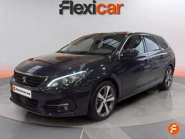 Usado Peugeot 308 SW Allure 130 CV (95 kW) 2019 Gris Familiar