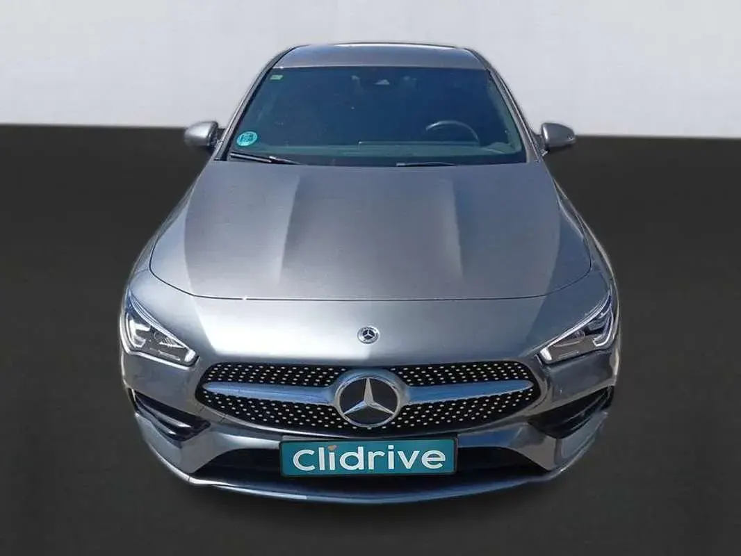 Usado Mercedes CLA200 163 CV (119 kW) 2022 Gris Coupe