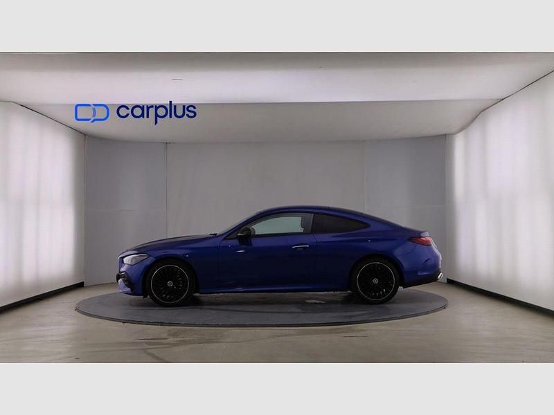 Usado Mercedes CLE220 197 CV (144 kW) 2025 Azul espectra (metalizado) Coupe