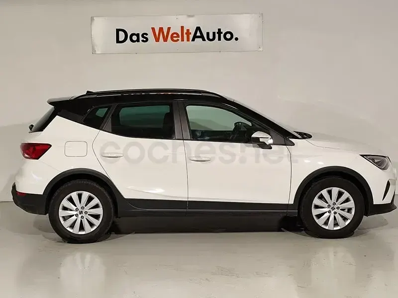 Usado Seat Arona Style 115 CV (84 kW) 2025 Blanco SUV