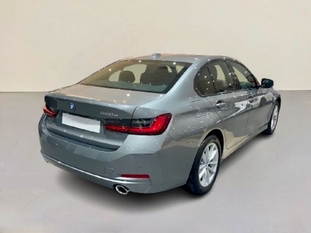 Usado BMW 320e Shadowline 204 CV (150 kW) 2024