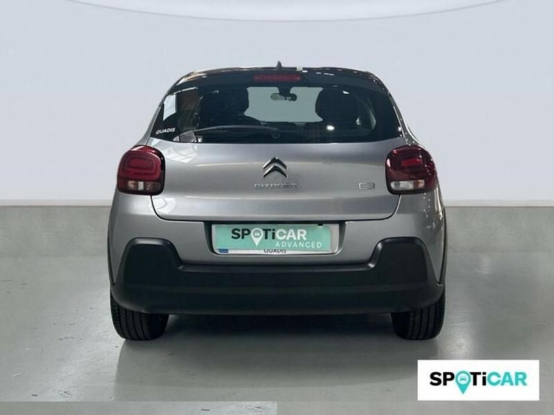 Usado Citroën C3 Feel 83 CV (61 kW) 2022 Plateado Utilitario