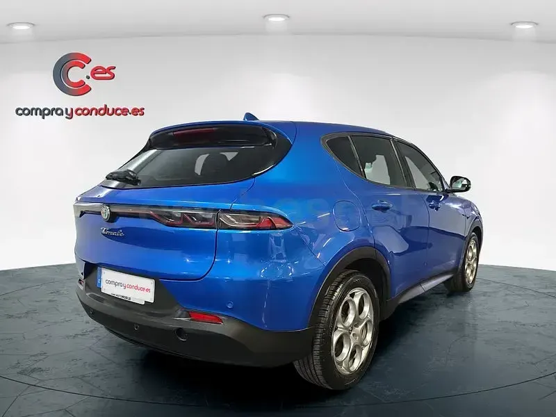 Usado Alfa Romeo Tonale Sprint 130 CV (95 kW) 2022 Azul SUV
