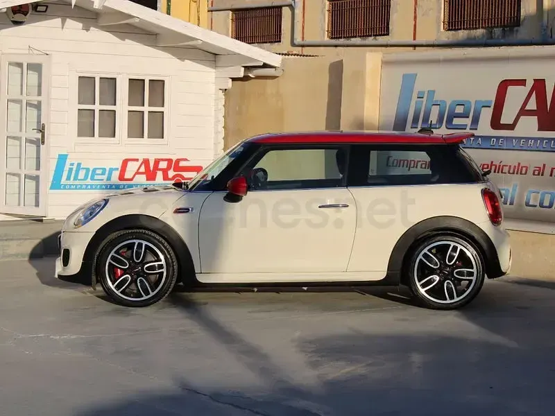 Usado Mini John Cooper Works 231 CV (169 kW) 2016 Beige Utilitario