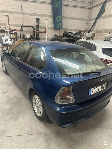 Usado BMW 318 118 CV (86 kW) 2002 Azul Coupe