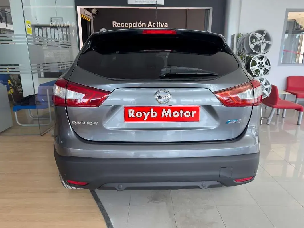 Usado Nissan Qashqai S 131 CV (96 kW) 2014 Gris / plata SUV