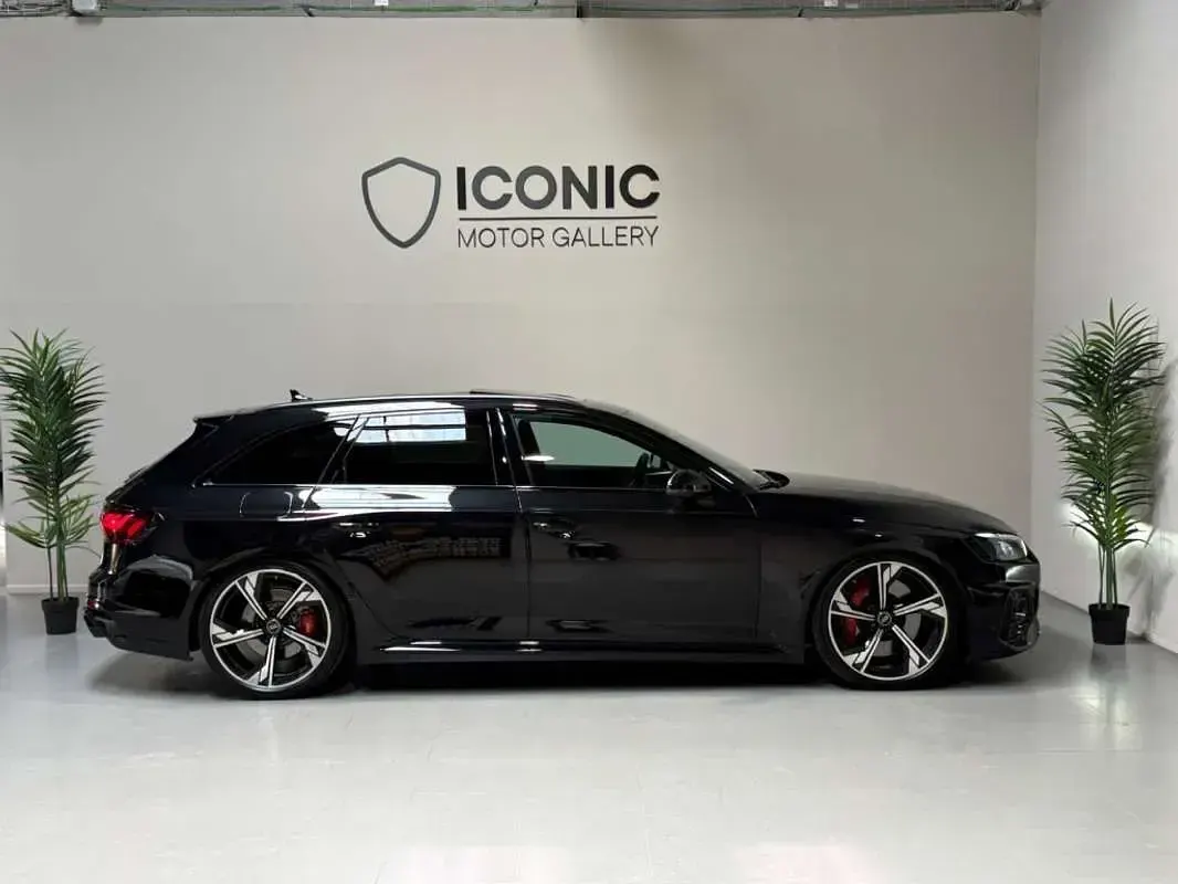 Usado Audi RS4 Comfort 450 CV (330 kW) 2021 Negro Familiar