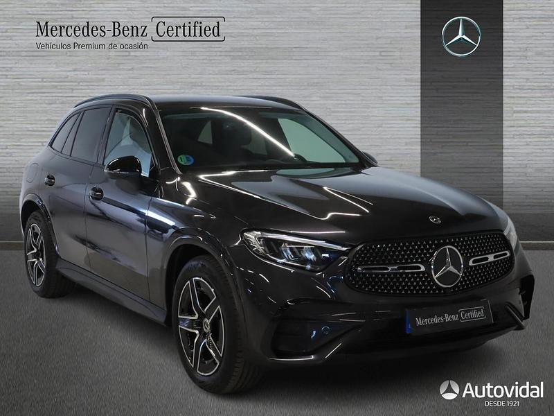 Usado Mercedes GLC220 AMG line 197 CV (144 kW) 2024 Gris grafito
