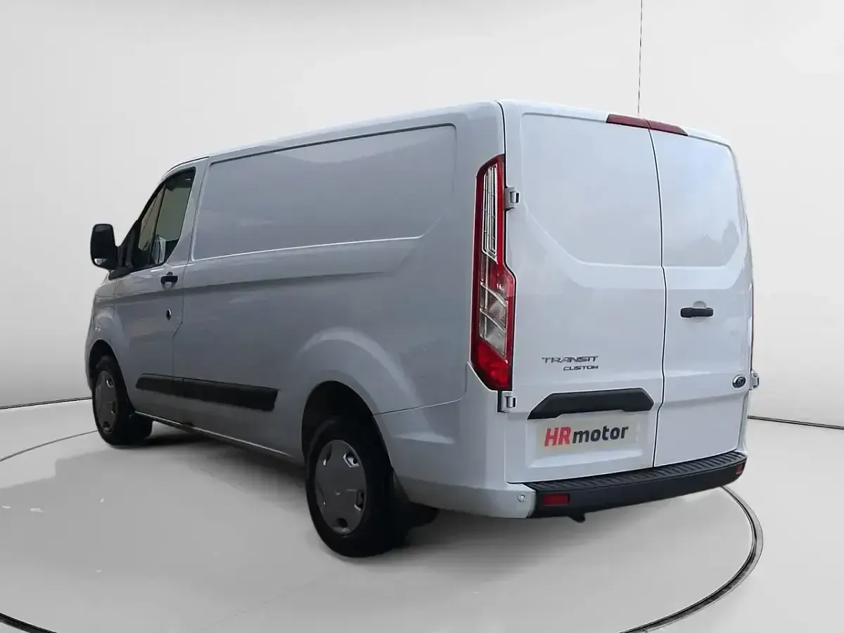 Usado Ford Transit Custom Trend 130 CV (95 kW) 2023 Blanco Van