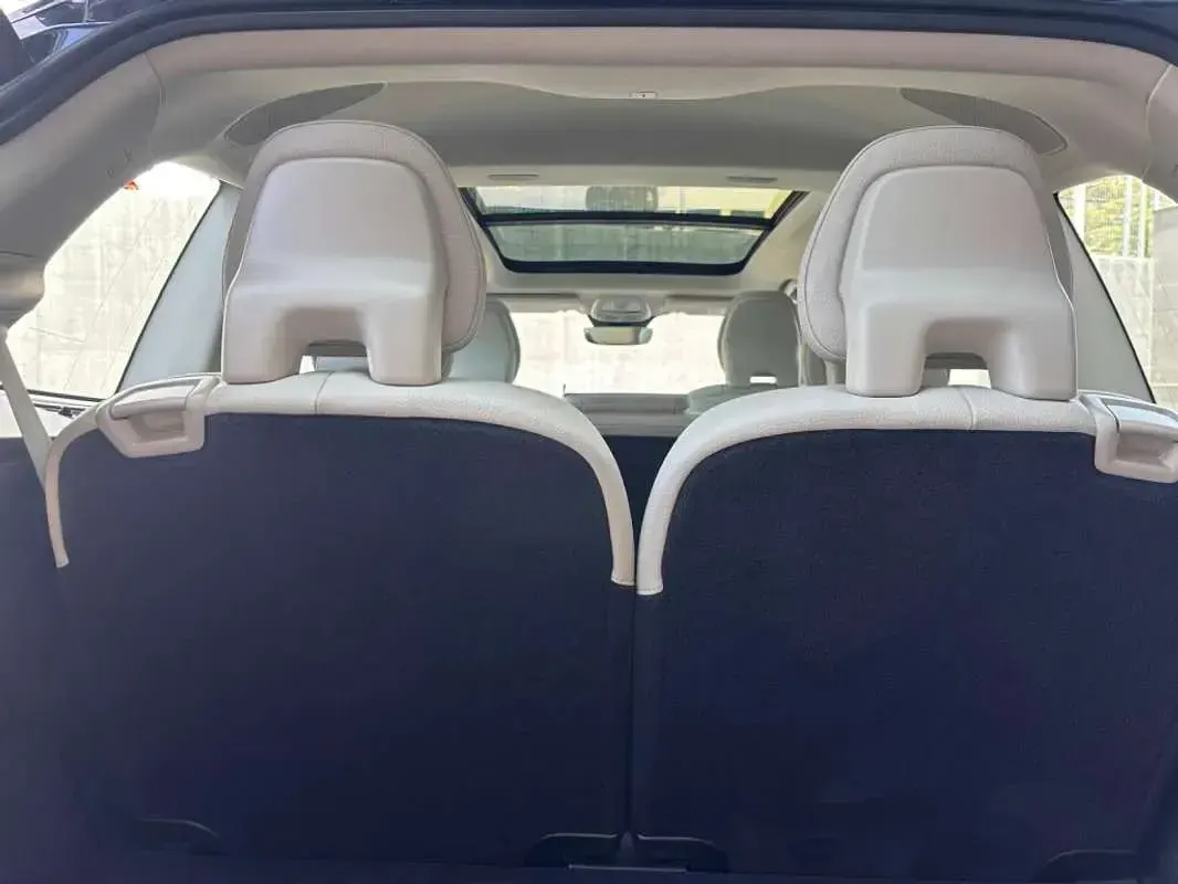 Usado Volvo XC90 Plus 235 CV (172 kW) 2022 Azul SUV