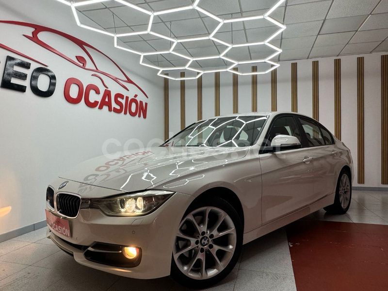 Blanco Usado 2014 BMW 320 Comfort Edition Berlina | 10.000 € - Imagen 1/4