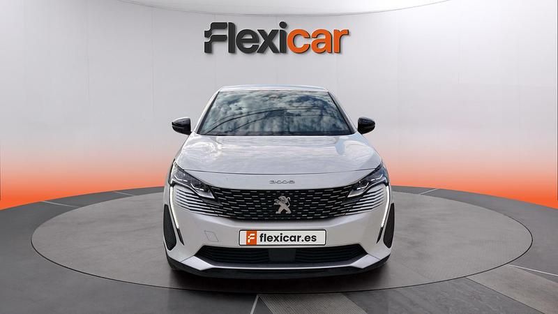 Usado Peugeot 3008 Allure 131 CV (96 kW) 2023 Blanco Monovolumen