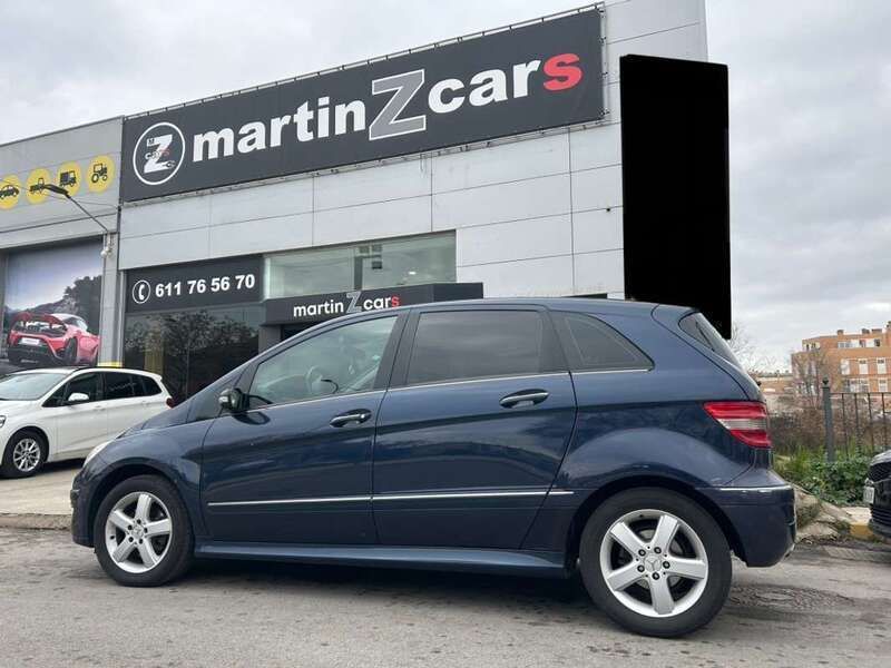 Usado Mercedes B180 109 CV (80 kW) 2007 Azul Monovolumen