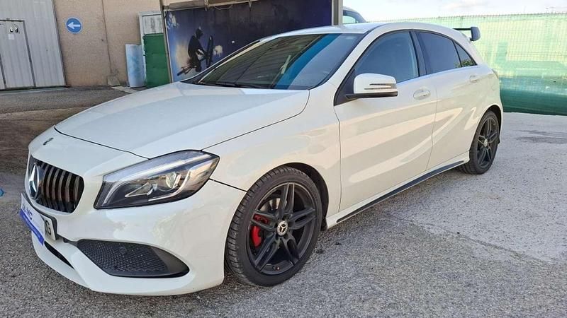 Blanco Usado 2018 Mercedes A200 Utilitario | 18.995 € (Precio justo) - Imagen 1/4