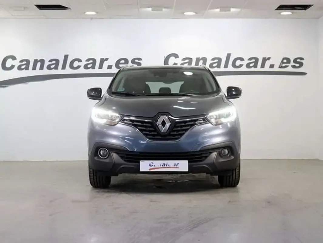 Usado Renault Kadjar LIMITED 131 CV (96 kW) 2018 Gris SUV