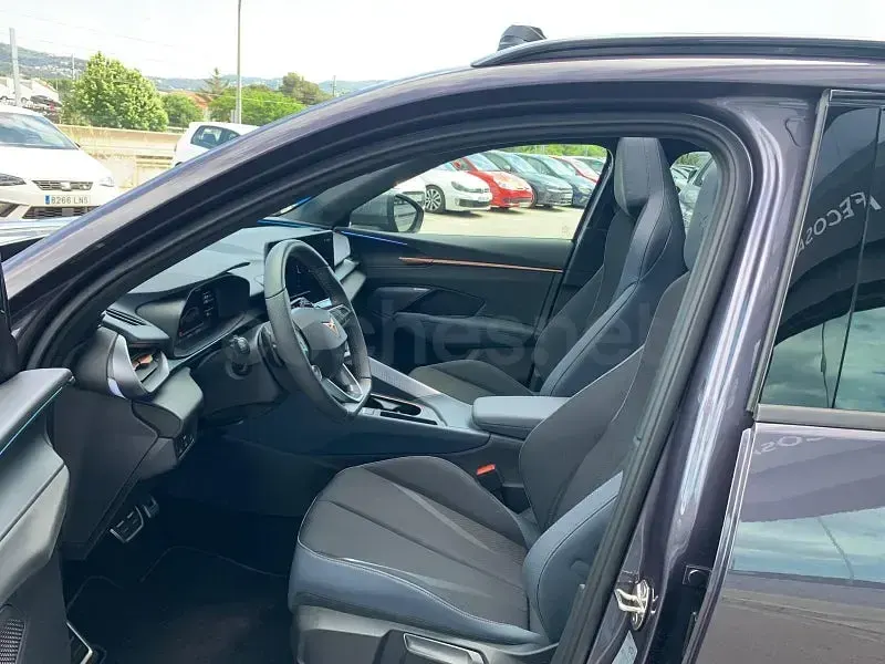 Usado Cupra Terramar 204 CV (150 kW) 2025 Violeta / lila SUV