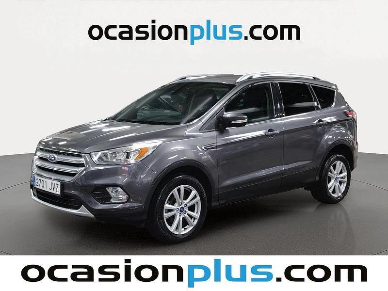 Usado Ford Kuga Business Edition 150 CV (110 kW) 2016 Gris SUV