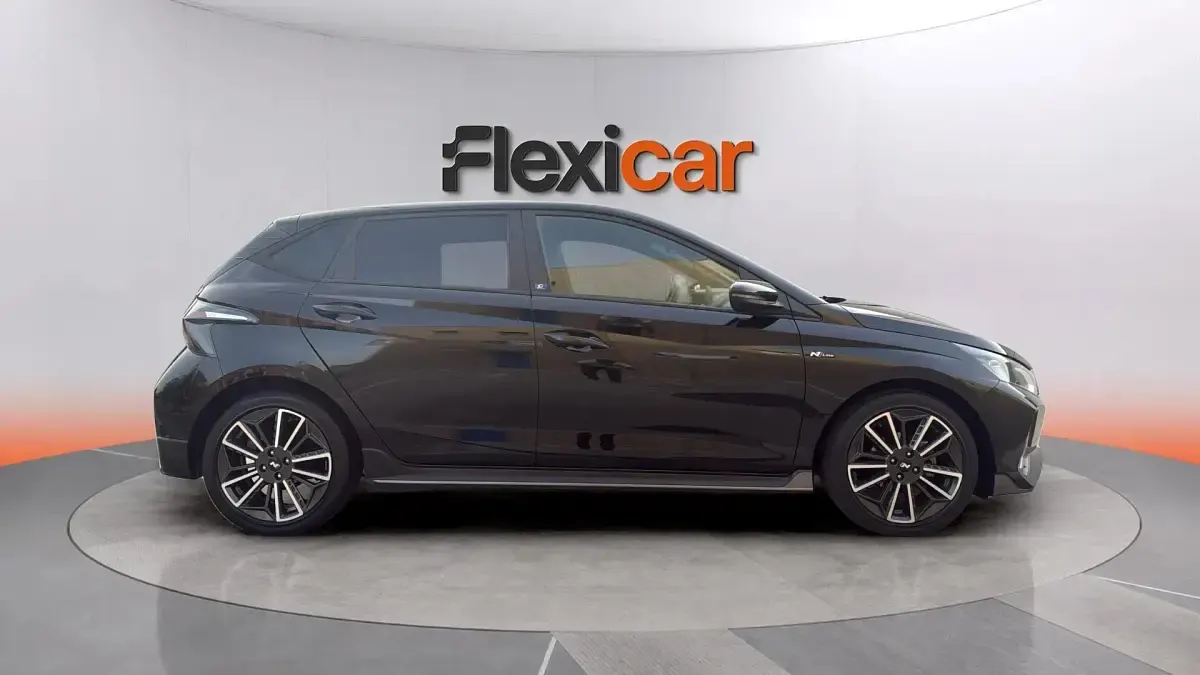Usado Hyundai i20 N Line 84 CV (61 kW) 2023 Negro Utilitario