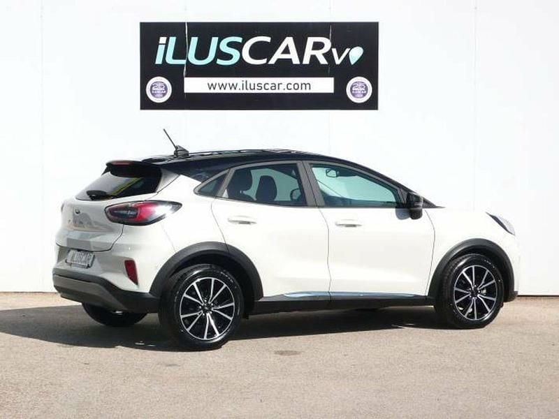 Usado Ford Puma Titanium 121 CV (88 kW) 2021 Blanco metropolis techo negro SUV