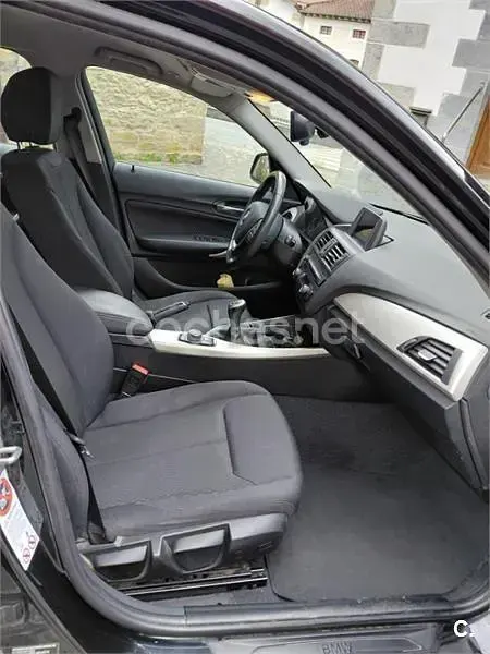 Usado BMW 116 116 CV (85 kW) 2015 Negro Utilitario