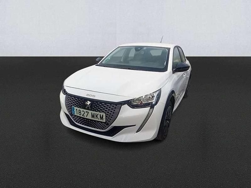 Usado Peugeot e-208 Active 100 kW (136 CV) 2023 Blanco Utilitario