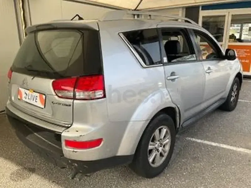 Usado Citroën C-Crosser VTR Sport 160 CV (117 kW) 2007 Gris / plata SUV