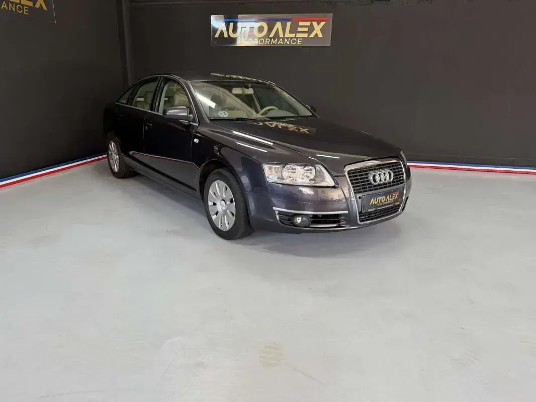 Usado Audi A6 140 CV (102 kW) 2007 Negro Berlina