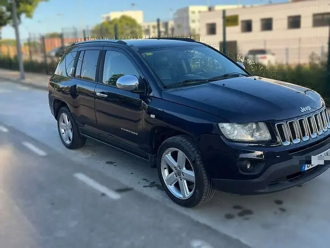 Usado Jeep Compass Limited 136 CV (100 kW) 2013 Azul SUV