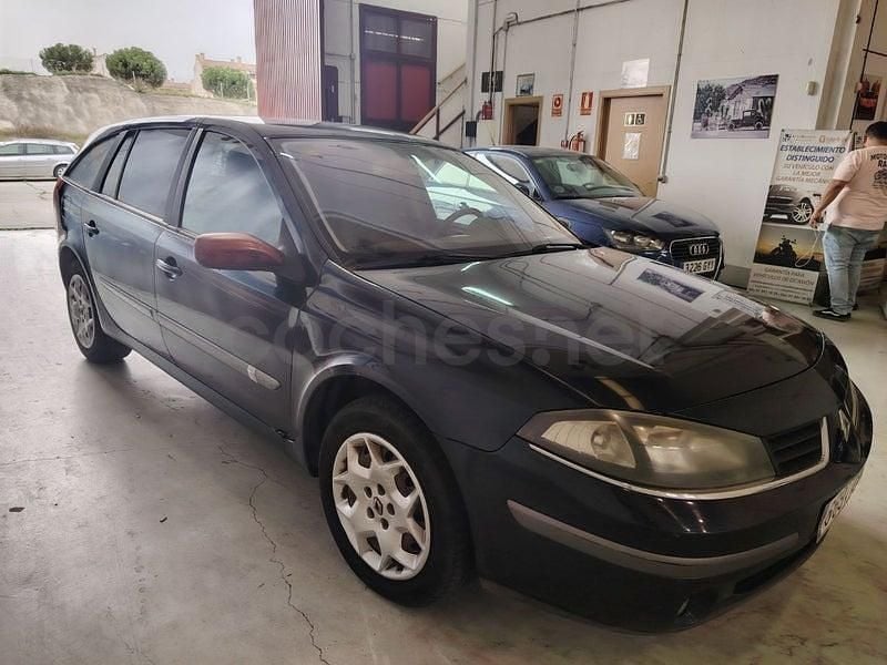 Usado Renault Laguna II Expression 120 CV (88 kW) 2005 Azul Familiar