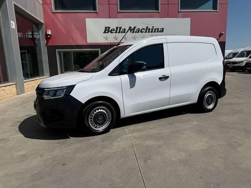 Begagnad Renault Kangoo 95 HK (69 kW) 2022 Vit Minibuss