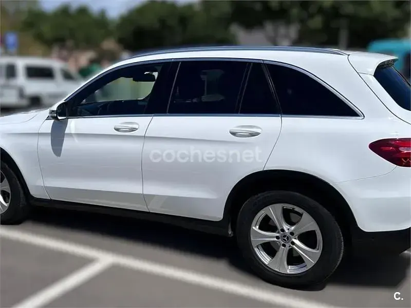 Usado Mercedes GLC220 170 CV (125 kW) 2017 Blanco SUV