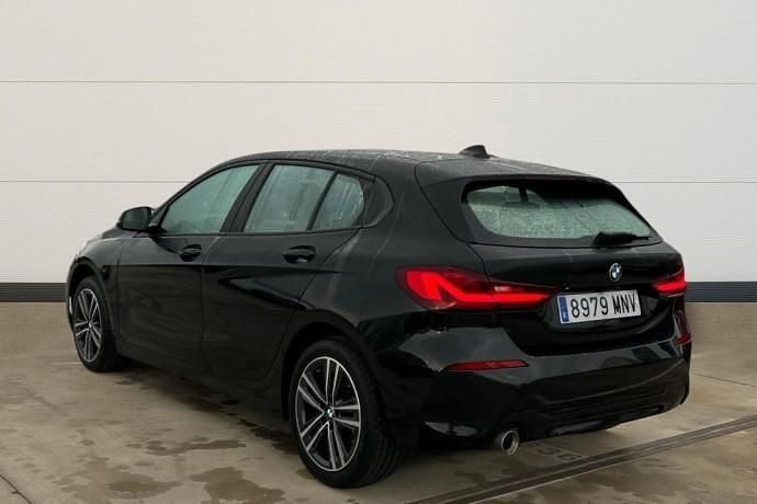 Käytetty BMW 118 Comfort Edition 136 HP (100 kW) 2024 Viistoperä