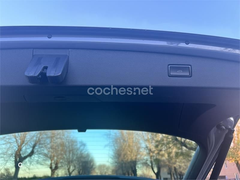 Usado VW Tiguan Life 150 CV (110 kW) 2021 Gris / plata SUV